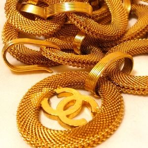 Authentic Vintage Chanel gold medallion chain link belt